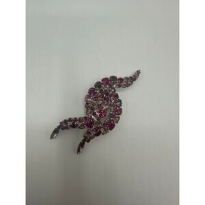 Vintage Pink & Magenta Brooch – Silver Tone, Excellent Condition